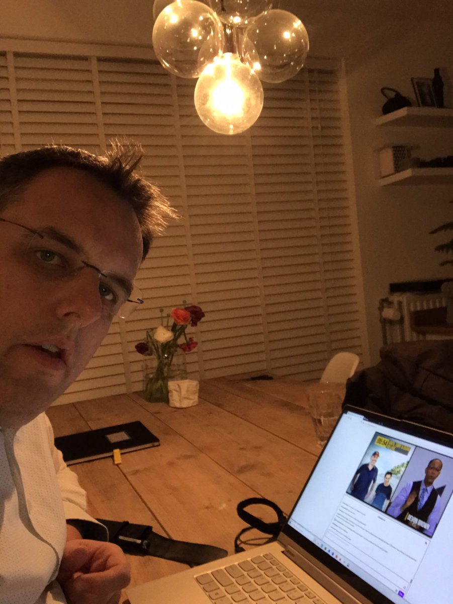 Middle of the night 2AM in Lelystad and full energy for a Tony Robins and Dean Grazuosi live event on #KBBmethod. Come on bring it on!