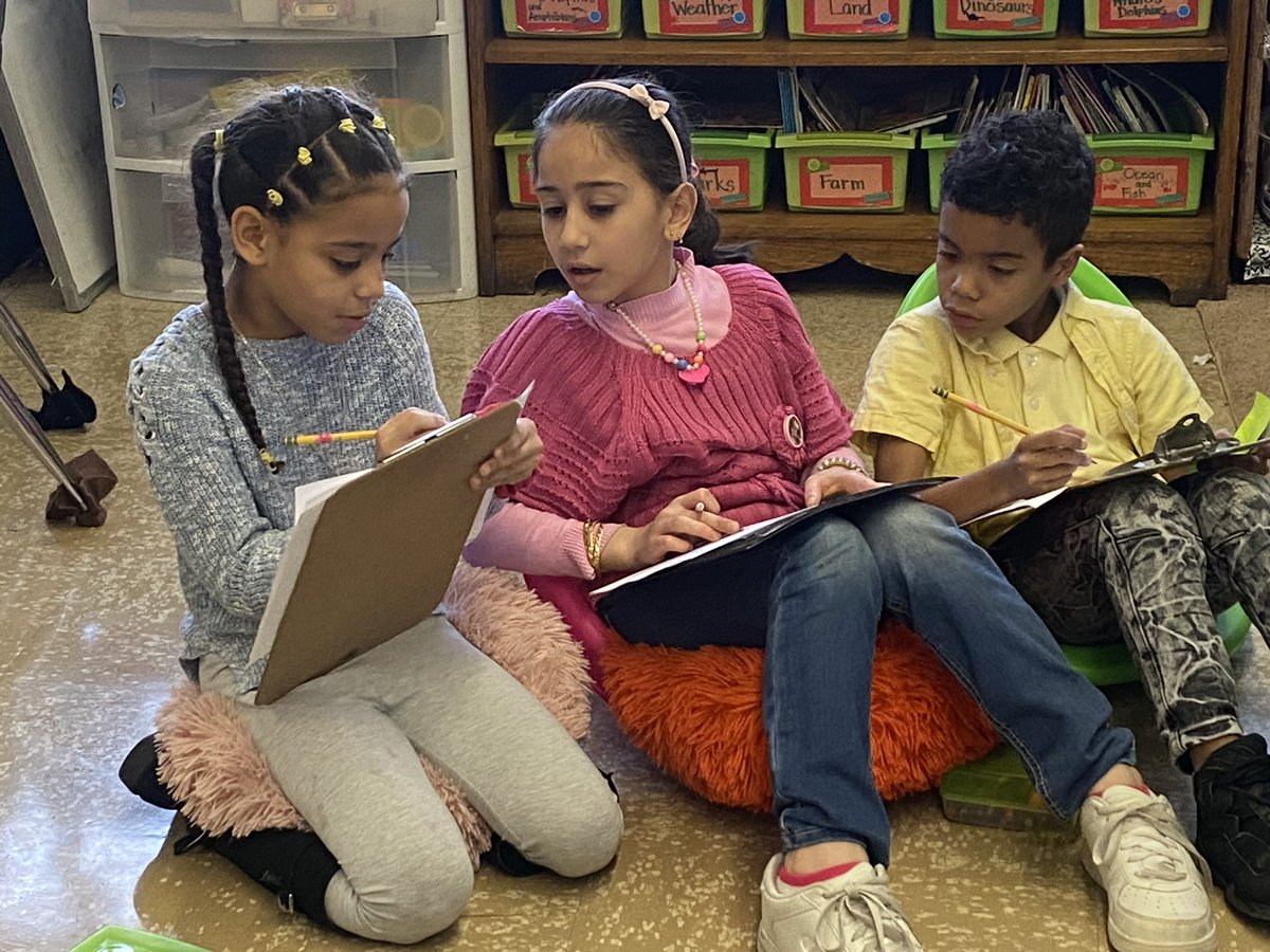 melissa iamarone (@iamaronemelissa) on Twitter photo I am absolutely in awe of the way my students help one another! They quickly became bug experts and are discussing bug characteristics, interdependence and adaptations! Amazing! #readersarethinkers #grade2esl <a href="/StringfellowSam/">Samantha Stringfellow</a> <a href="/CMonterecy/">Courtney Monterecy</a> <a href="/MFogartyES/">Mary E. Fogarty Elementary</a> <a href="/AmericanReading/">American Reading</a> I am absolutely in awe of the way my students help one another! They quickly became bug experts and are discussing bug characteristics, interdependence and adaptations! Amazing! #readersarethinkers #grade2esl <a href="/StringfellowSam/">Samantha Stringfellow</a> <a href="/CMonterecy/">Courtney Monterecy</a> <a href="/MFogartyES/">Mary E. Fogarty Elementary</a> <a href="/AmericanReading/">American Reading</a>