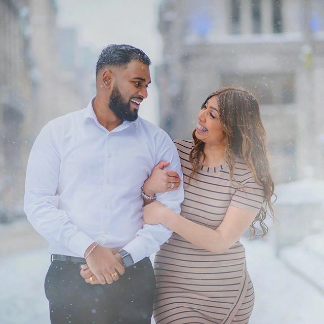 dgplusphoto's tweet photo. This blizzard got me feeling all 🥶🥶🥶. I am gona post some winter shoot starting with this 😁. You feeling the warmth amidst the cold? Lol
.
•
•
.
.
.
#torontoweddingphotographer #montrealweddingphotographer #elopementlove #bride #tamil 
#engaged #engagementshoot #destinat… https://t.co/NciDOFe2Am
