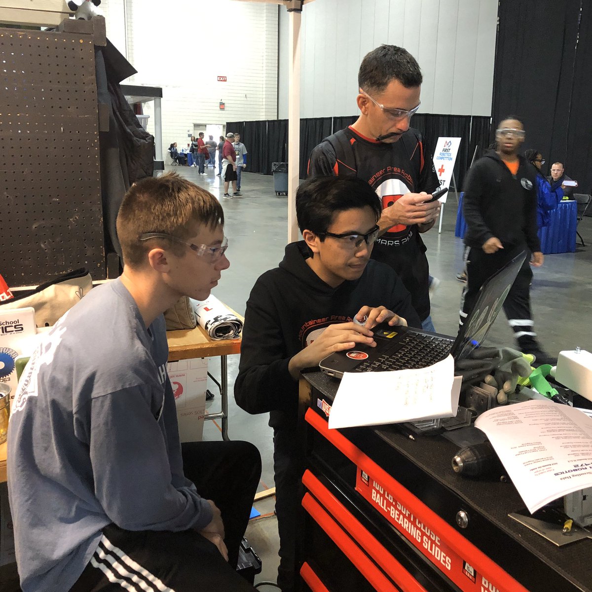 aynorrobotics's tweet image. We had the best day! A lot of little setbacks but nothing @MARS_2614 couldn’t handle! We love our West Virginia friends!