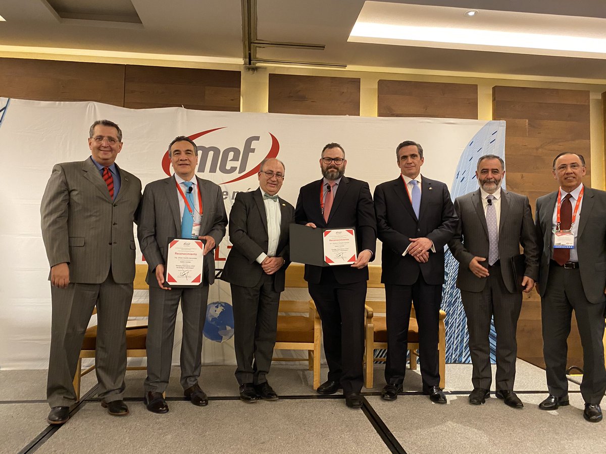 mpolishuk's tweet photo. I was ptivilleged to moderate the top influencers if the cibersecurity panel whith: @kionetworks and @Scitum_MX . Thank you @GustavoChapela #ulisescastillo #eduardorico and from @IMEFOficial #Carlosdelafuente, #AngelGarciaLascurain, #Carlosdelafuente & #DanielLedesma https://t.co/wBWaimdoBv