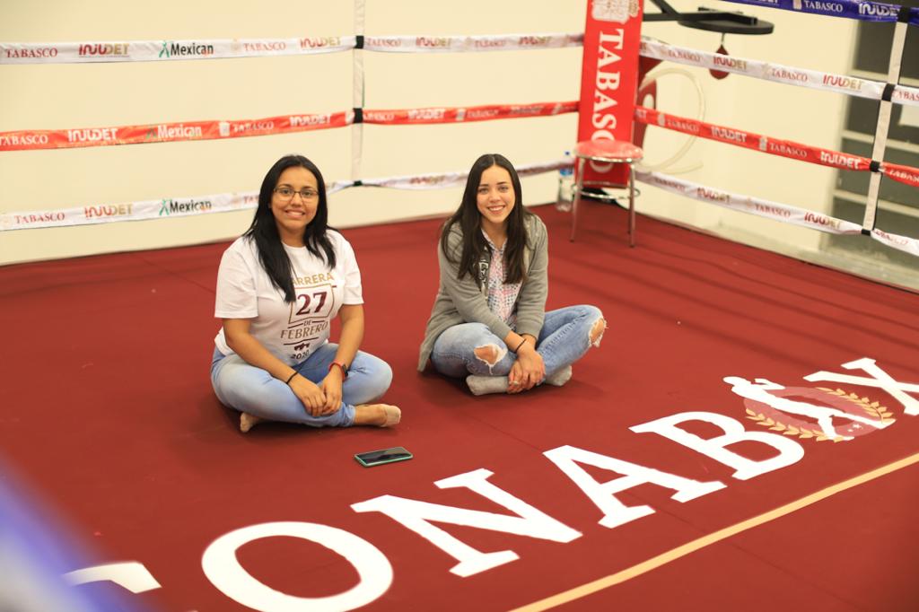 SheilaCadena's tweet photo. En confianza les platico, que ya no me quería bajar del ring porque en serio, está quedando genial. Gracias a nuestro Gobernador, Lic @adan_augusto por impulsar el Deporte y a la Pdta Municipal de Nacajuca por su apoyo para lograrlo. #EnEquipoEsPosible #INJUDET #CONABOX #AFIDEBOX https://t.co/cFugHrIcE3