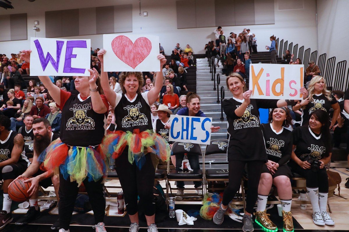 We love our students!! #harlemwizards