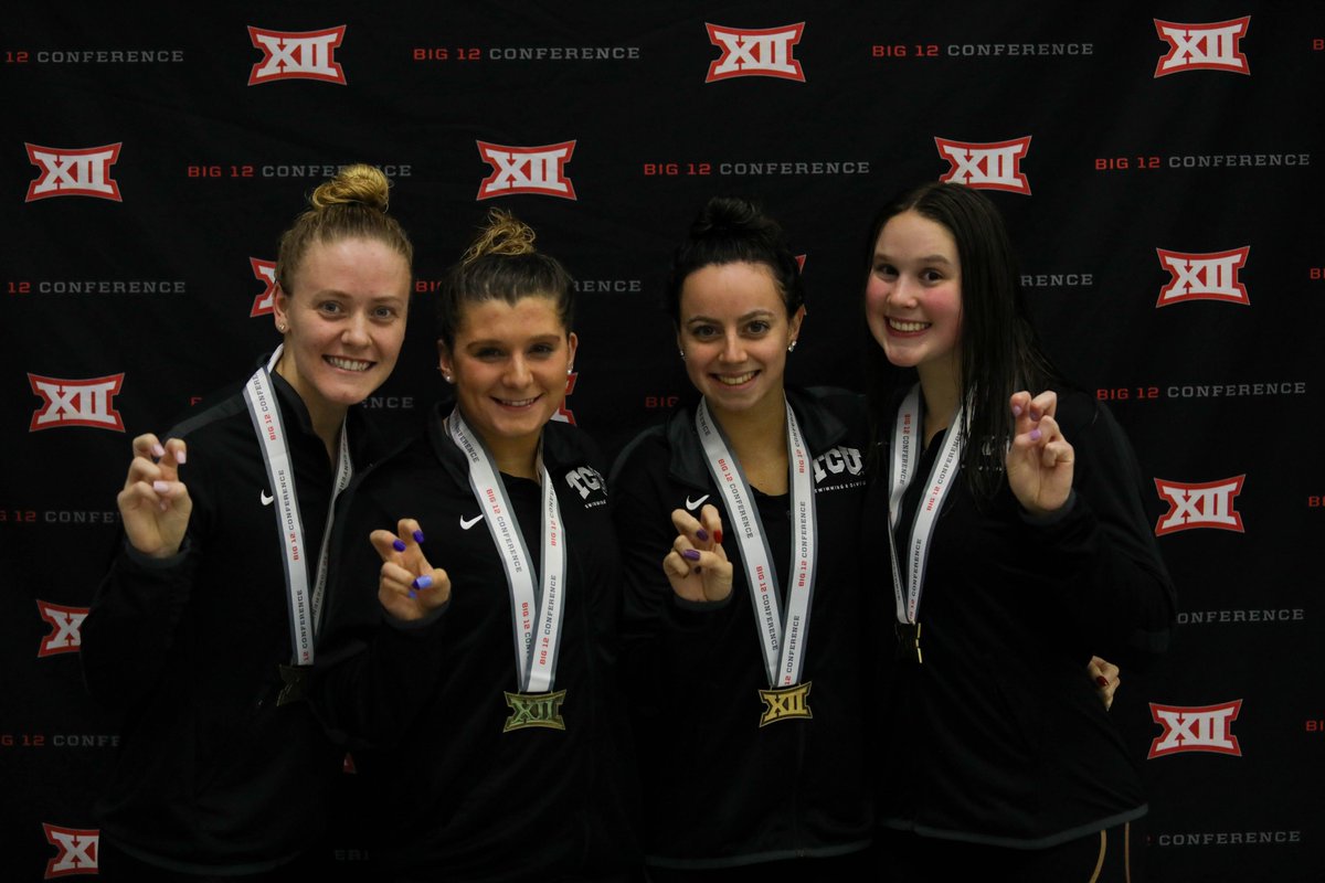 TCUswimdive's tweet image. The Women&apos;s 400 Medley Relay of Zoe Woods, Sheridan Schreiber, Megan Morris and Maddie Sandberg win BRONZE with a time of 3:42.06‼️🥉

#GoFrogs 🐸 | #TPWF 😈