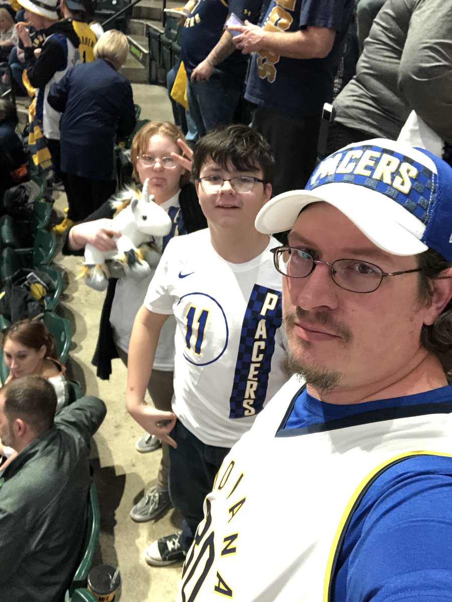 PKilcline80's tweet photo. City jerseys. Reggie on the TNT call! Let’s go @Pacers #PacersGameNight https://t.co/gAqdjwgjLf