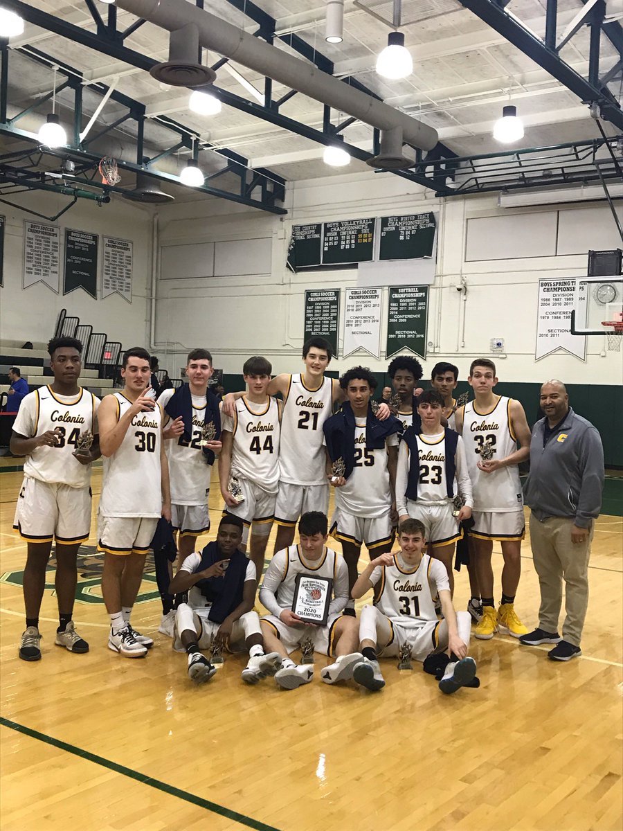 Sped4lifemrsD's tweet photo. Congrats boys on the GMC Championship 🎉🏆👏🏼🏀 #oneproudmom #coloniapatriots #hardwork #dedication #jv #winners #gocolonia @ayochris12 @hn_matt_2  @CTownHoops @ColoniaHigh https://t.co/Fi6scTp8od
