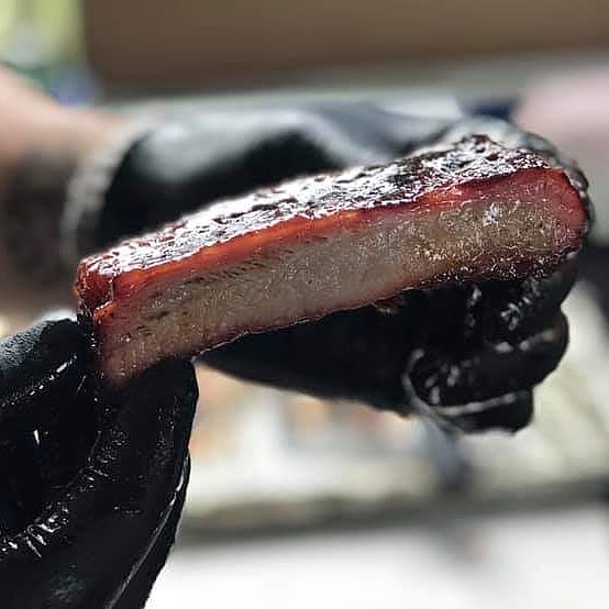 FergoliciousBBQ's tweet photo. Wanna get some of this awesomeness? Come on down to the @nationalbbq @Big12BigQ March 12-13 at the @SprintCenter. These @PrairieFresh ribs finished 2nd place last year & this year were gunnin for GOLD! Photo by Eric Watts
#RubSumLUV #bbqnation #kcgrillingco #prairiefresh #nbbql https://t.co/XU1E9Gy5nB