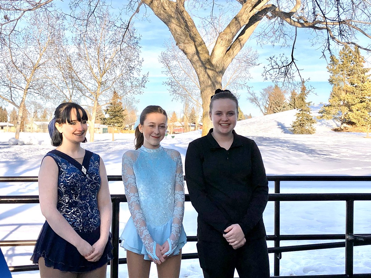 ASFSClub's tweet image. Good luck to these 3 as they test their 14 step dance tonight.