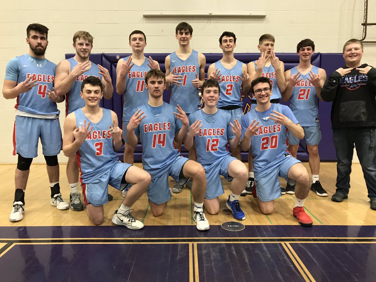 We did it again! Congrats Southern Door boys basketball team on sixth straight Packerland Conference championship! 53-48 winners over Kewaunee in regular season finale.