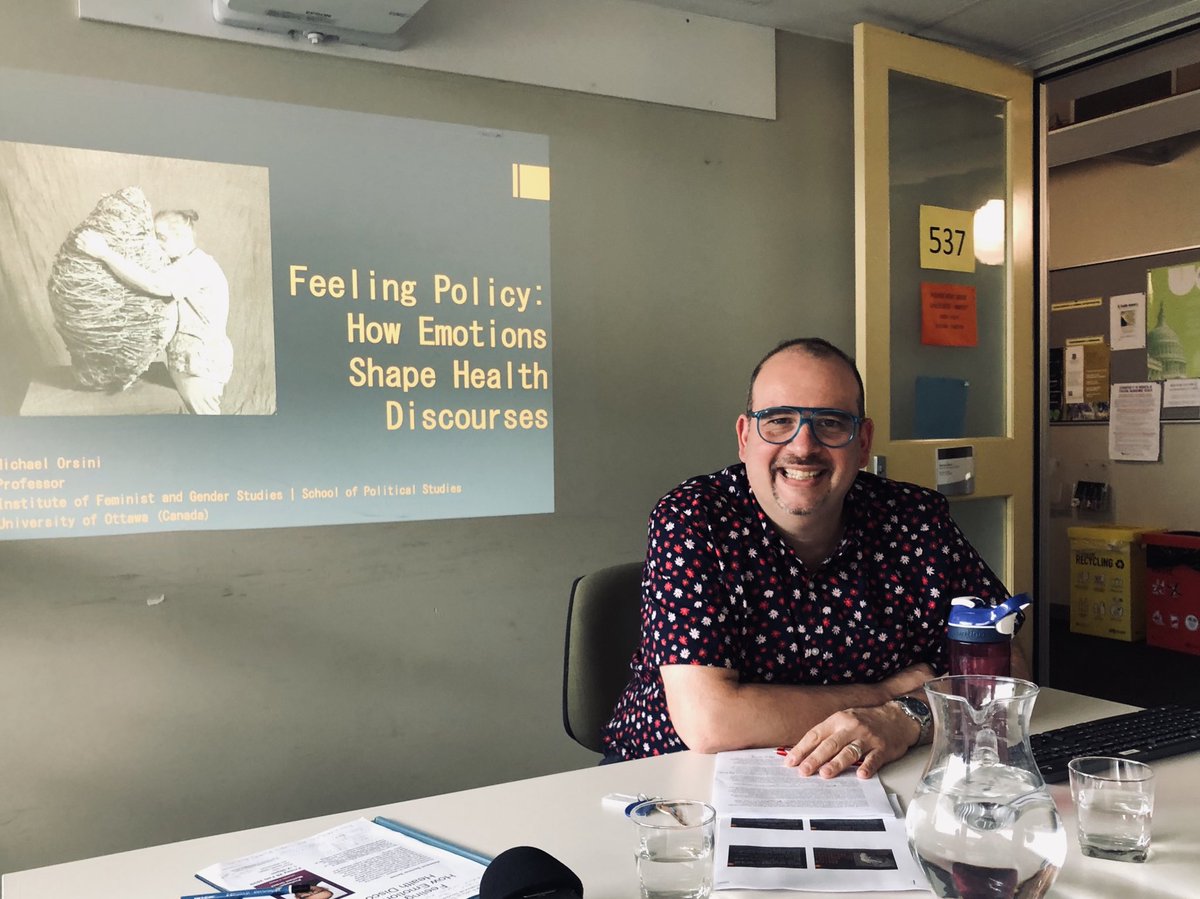 emma_hutchison's tweet photo. Packed room & lots of exciting affective energy here at @POLSISEngage for Prof @OrsiniMichael’s seminar. #ThinkEmotions @HASSUQ @uOttawa https://t.co/icUBBw8n6e