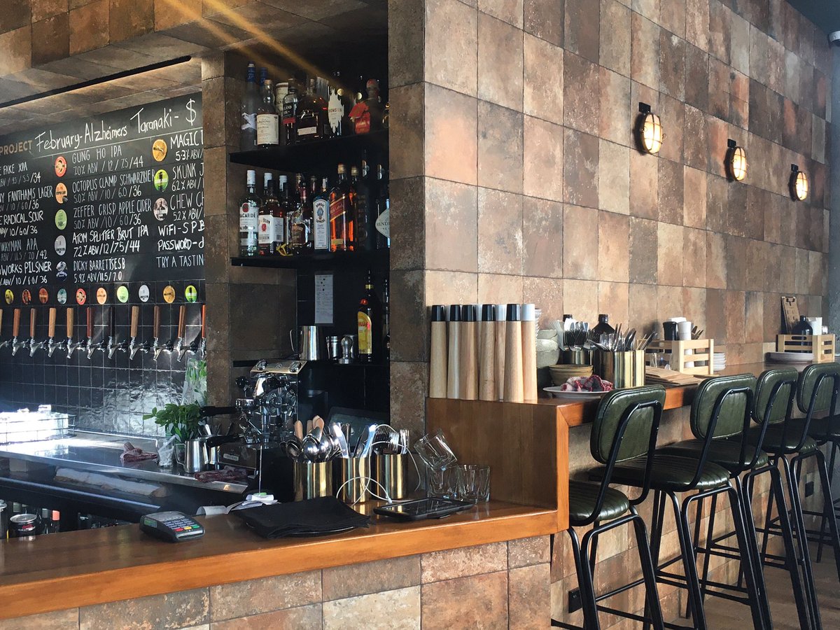 Loving being in the ‘naki for the NZ House and Garden tour- and enjoying a pint at Shining Peak Brewery- amazing fitout and delicious beer!