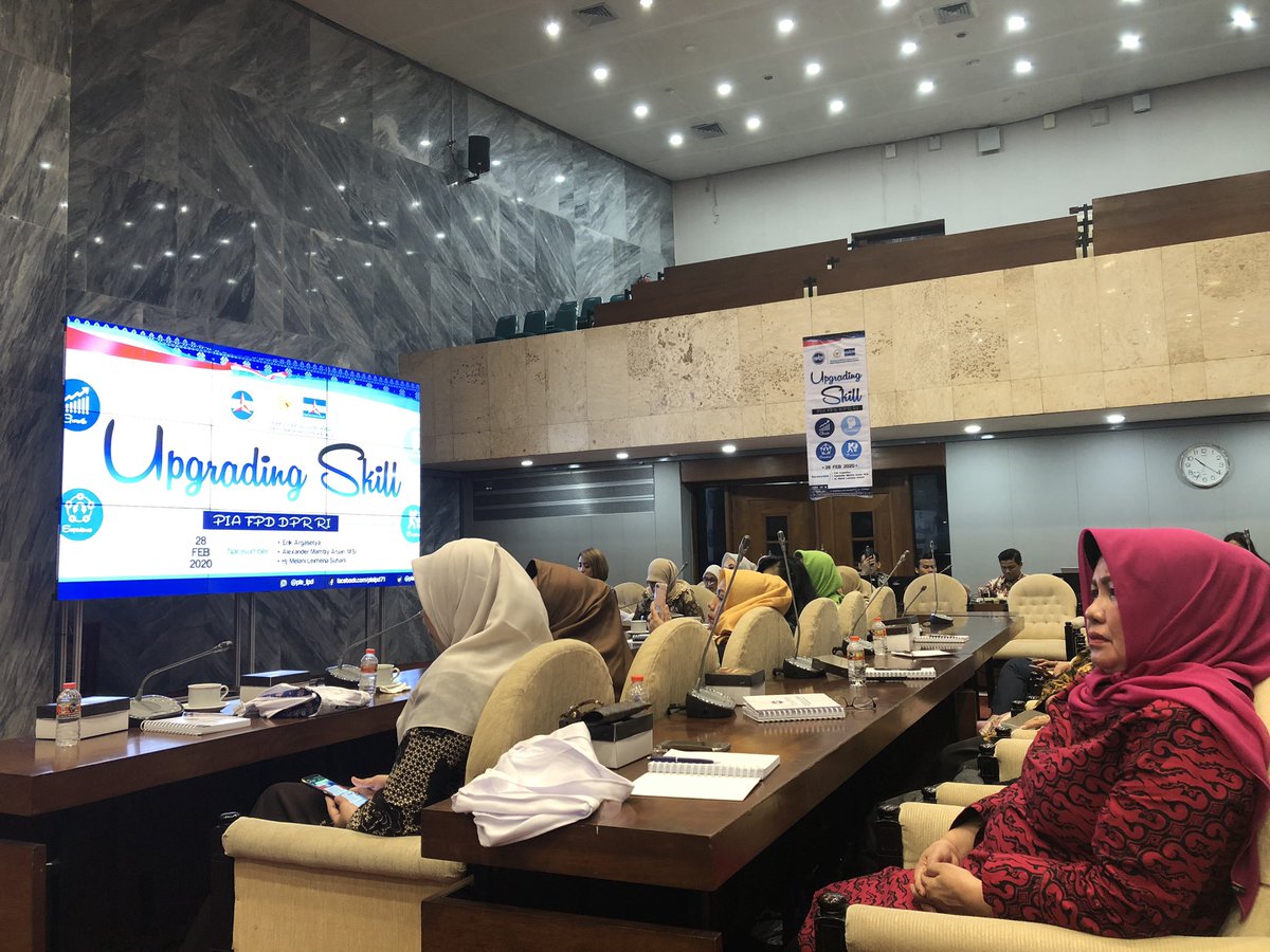 FPD_DPR's tweet photo. Ketua Fraksi @PDemokrat @Edhie_Baskoro Yudhoyono membuka acara Seminar Sehari dg tema "UPGRADING SKILL".
yg diadakan oleh @pia_fpd digelar di Ruang KK II, Gedung Nusantara, @DPR-RI, Jakarta, Jumat, 28 Feb 2020.
#PIAFPD
#Demokrat https://t.co/iXSa9uFHAC