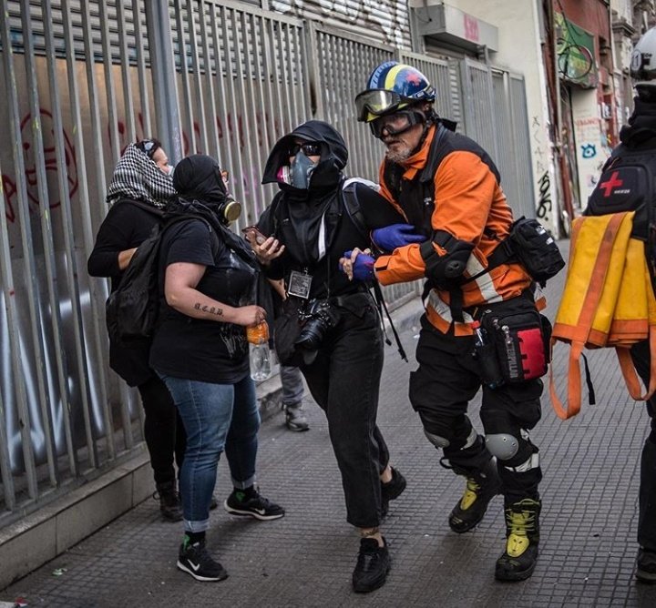 rodolfo_1925's tweet photo. Y lo vienen a criticar ??? 

CHUPENLA AMARGADOS CULIAOS DE TWITTER 😂

Aguante #Flaco #Viña2020 🤟🏻⛑ https://t.co/XbuCKYMQZ3