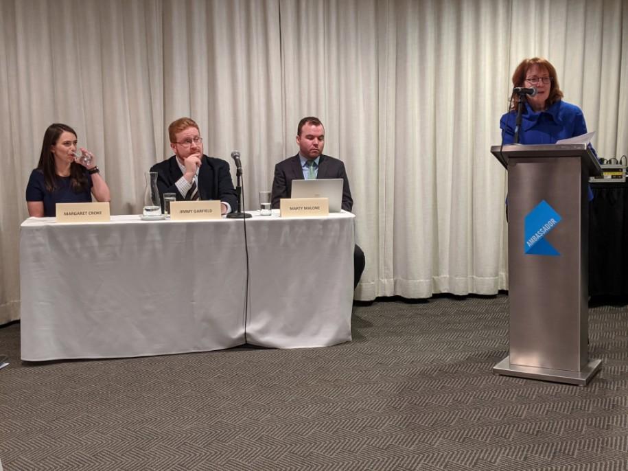jimmygarfield's tweet photo. Thanks to the Gold Coast Neighbors Association for hosting a great forum, to @AldermanSmith43 for the introductions, and to everyone who came out to hear from the candidates! 
#ReformFirst #Fight4Illinois https://t.co/CZAkmMvdFK
