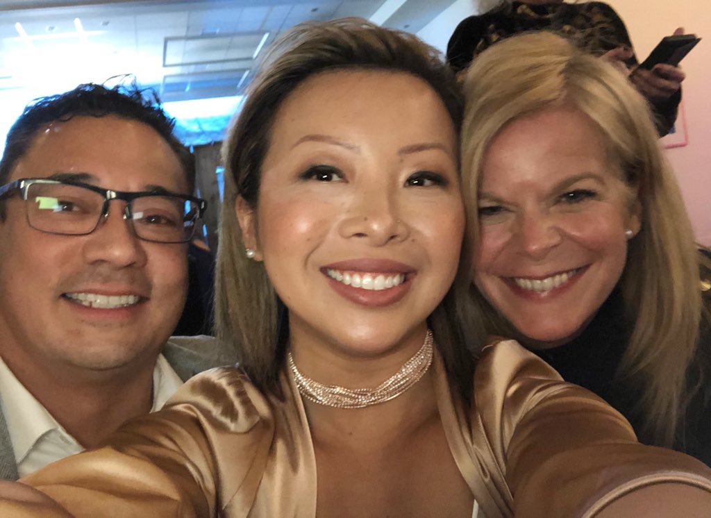 Snow couldn’t keep us away from supporting <a href="/SnowsuitFund/">The Snowsuit Fund</a> #Snowball tonight! What a great evening with our BMO family, giving snowsuits to children in need across the Ottawa Area. Great job Taryn Gunnlaugson <a href="/Tarynkg/">TarynKim Gunnlaugson</a>! #ottawaevents #fundraiser #communitygiving <a href="/lifeatbmo/">Life at BMO</a>