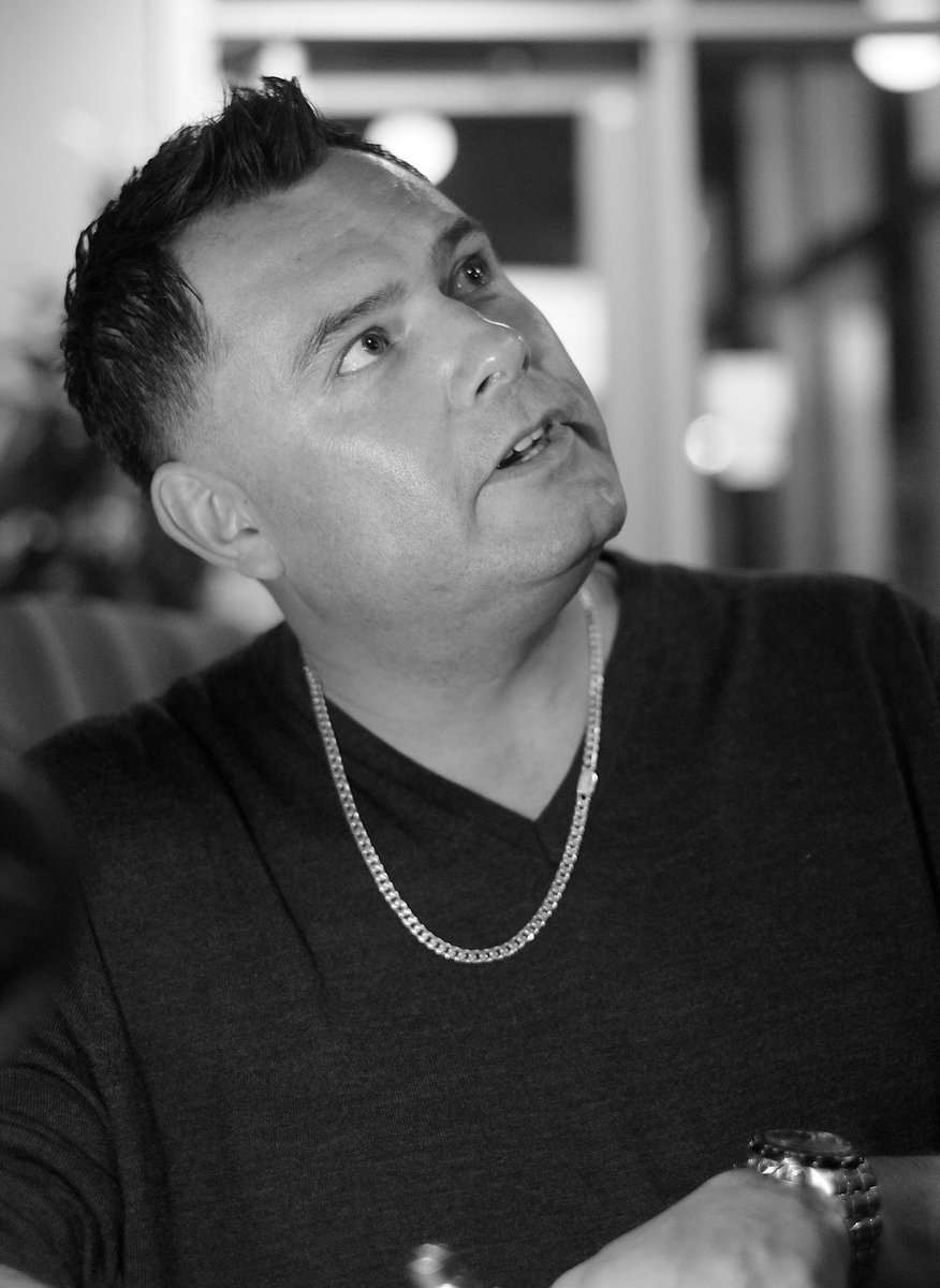 AuthorsSeries's tweet photo. Great night with author @michifman at @friendsroselawn as he spoke about his life and his best-selling book From the Ashes: My Story of Being Métis, Homeless, and Finding My Way. #canadianauthor #author #metis https://t.co/6VSeVMW4Sh