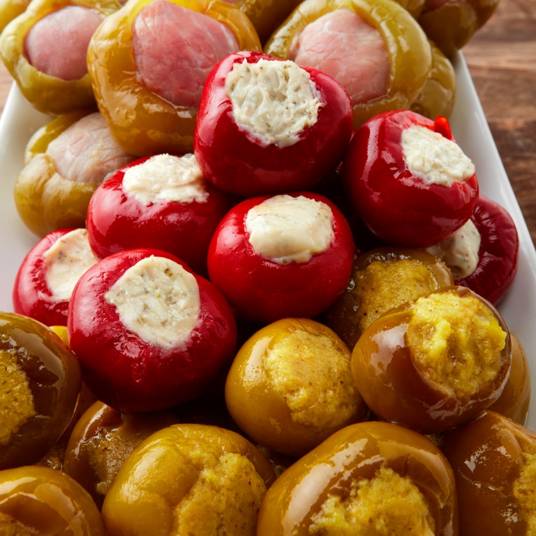 castellaimports's tweet photo. Have an extra #TastyTidbit this Thursday! Try stuffing Castella's pepperss with bread crumbs, cream cheese, and more for fantastic stuffed peppers! https://t.co/zXGEdPOcQh
