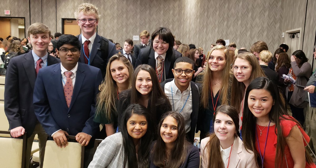 wcsPHSkd's tweet photo. The 2020 Youth in Government delegation from Page High School @wcsPHSsp @PHSBooster https://t.co/UJIGz219nx