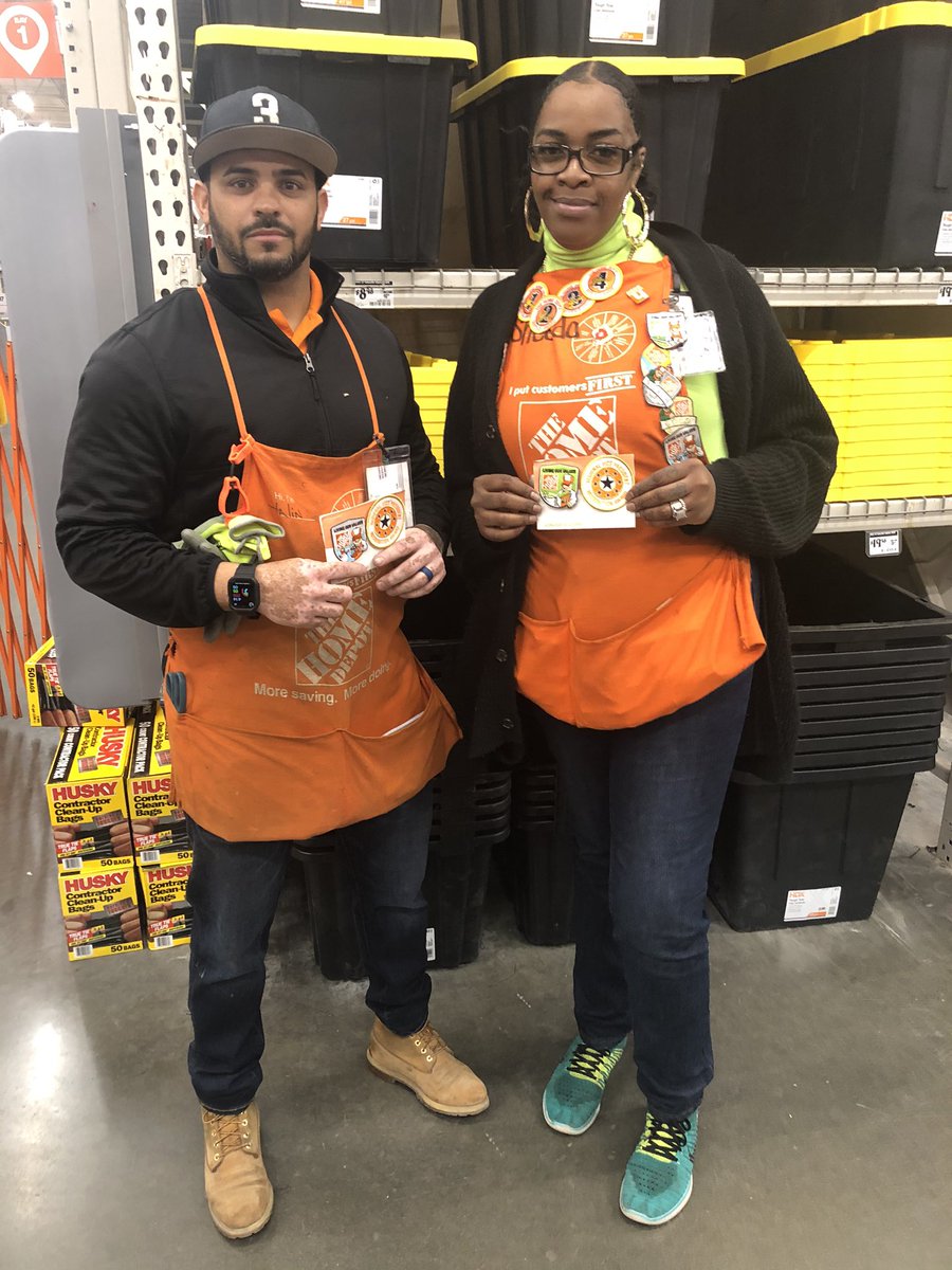 nyyroro's tweet photo. Stalin-DS D28/Sheeda-HC from Ewing, NJ are phenomenal associates living our values! Her award matches her outfit! #Chartreuse Checkout this D28 &amp; steel storage expansion! Awesome job @fcorchad! #NJM @c_oneill0940 @Bob_Byle @aroweTHD @StanleyLabady @Dkauffmann1281 @LundholmPaul https://t.co/UOVagHs0Np