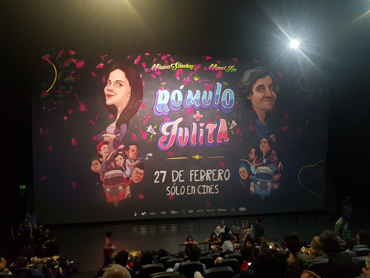 Ya se Estreno #RómuloYJulita 💕 solo en cines.