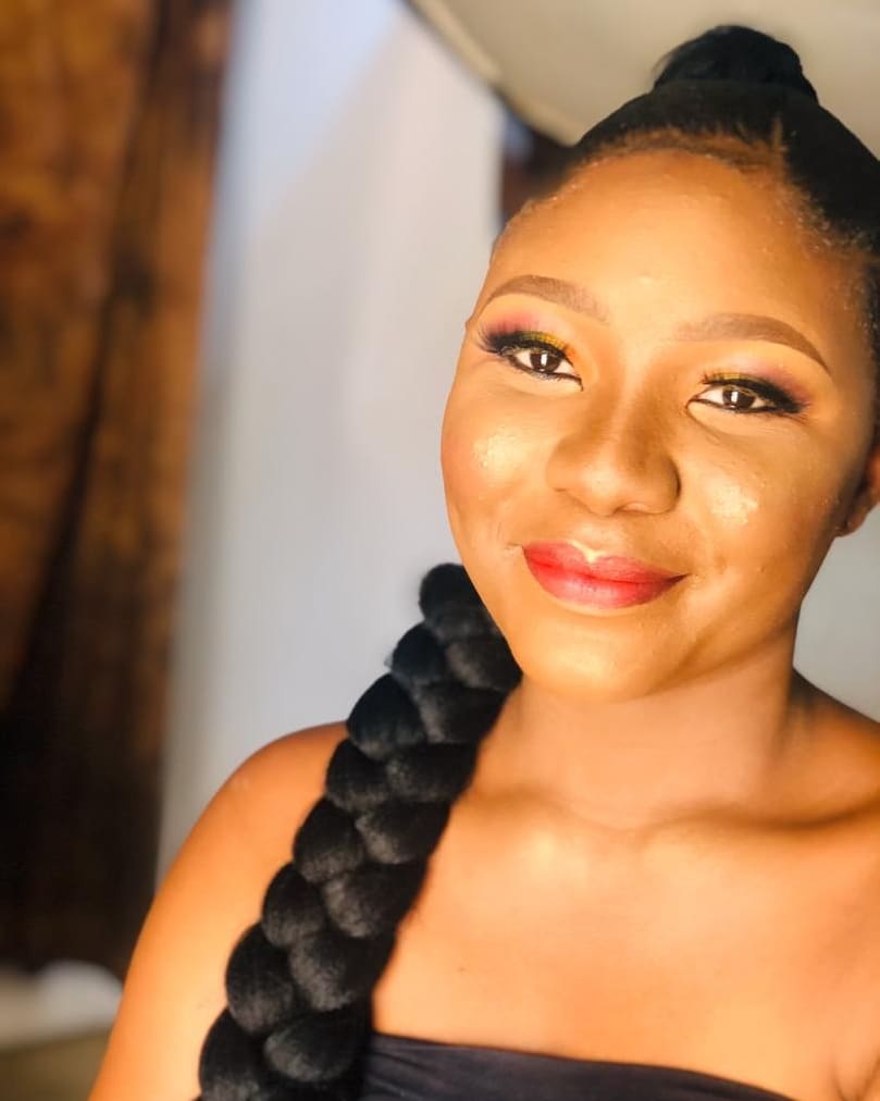 Curvy_coco's tweet photo. Are u sure u don't want me to be your sunshine🤷
#Nigeria #ONVIDEOPARTY #makeover
#beauty https://t.co/ECRtpZqmZo
