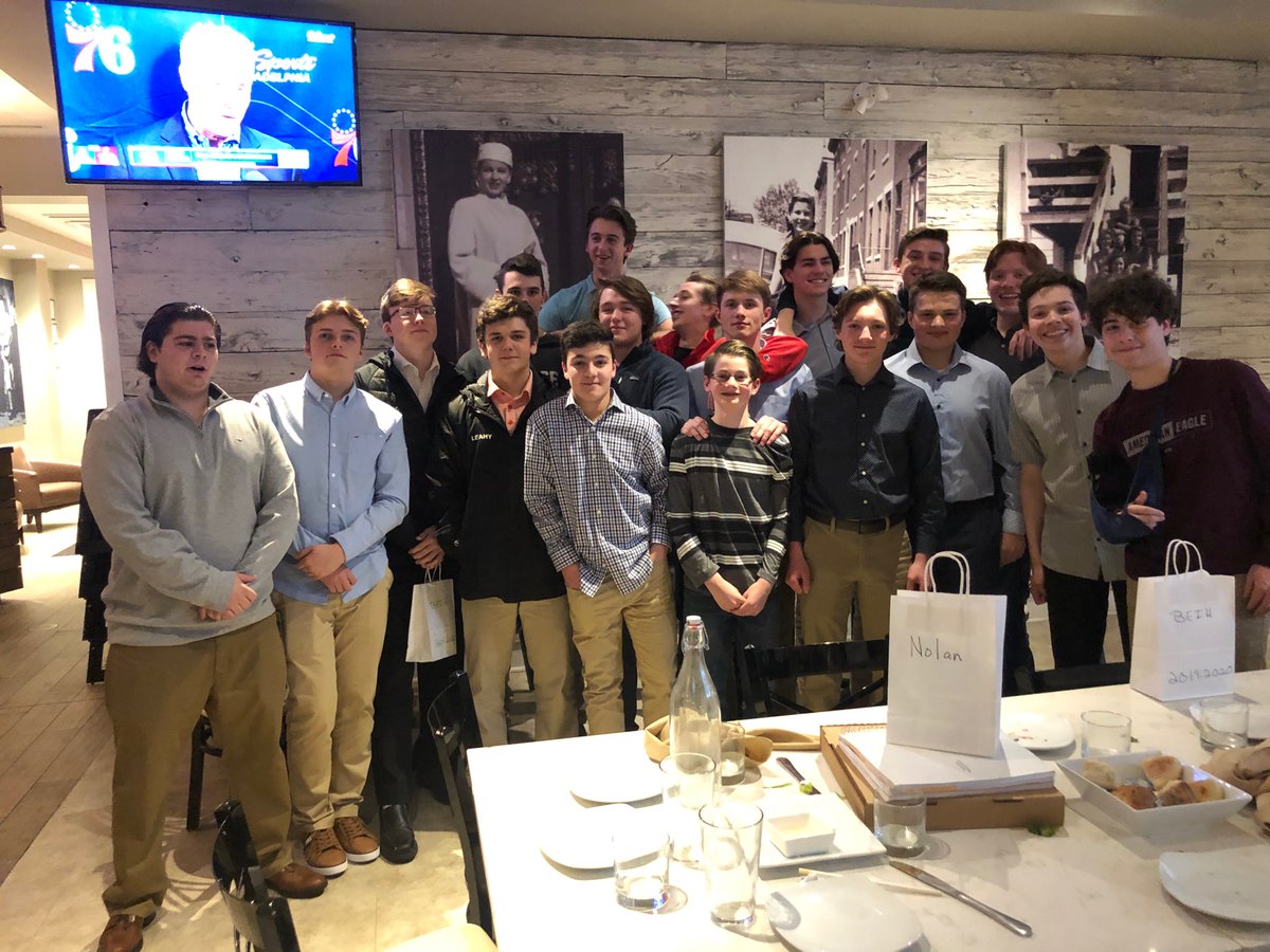 BEIH Team Banquet 2/26/20 🏒🥅.  Congratulations to our team and all of our graduating seniors.  Special mention to Ryan Webb on receiving the Primeau award, traditionally, given to the player who represented the values and dedication to Eustace Ice Hockey.