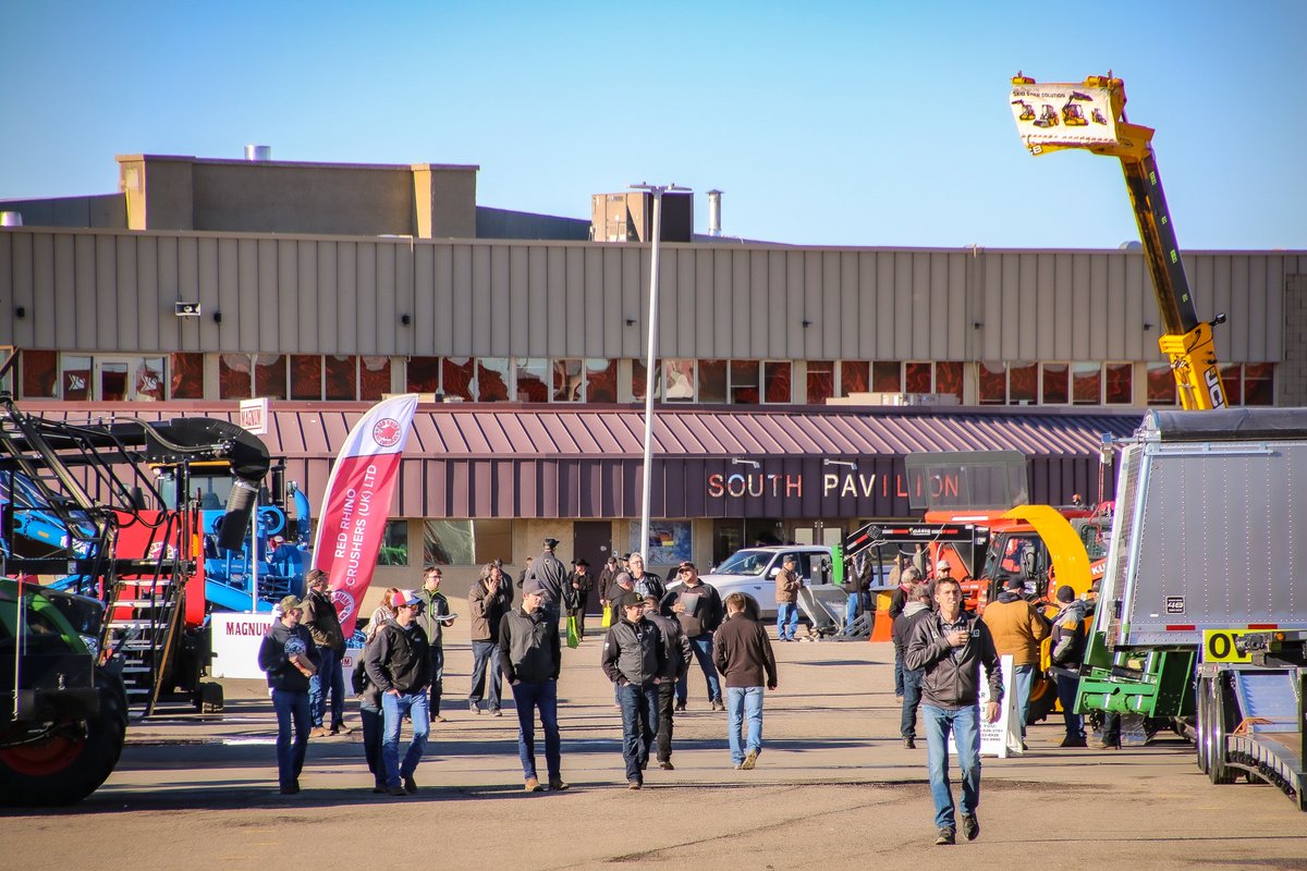 AG_EXPO's tweet photo. 2020 Machinery Row at @SthCntryCoop @AG_EXPO presented by @FCCAlberta & North American Seed Fair presented by @FortisAlberta | FEB. 26-28
.
.
View photo album: https://t.co/cfzRP28jkq
.
.
#yql #lethbridge #itsattheex #abag #westcdnag #yyc #agexpo @TourismLeth @VisitLethbridge https://t.co/SXosYja3Ry