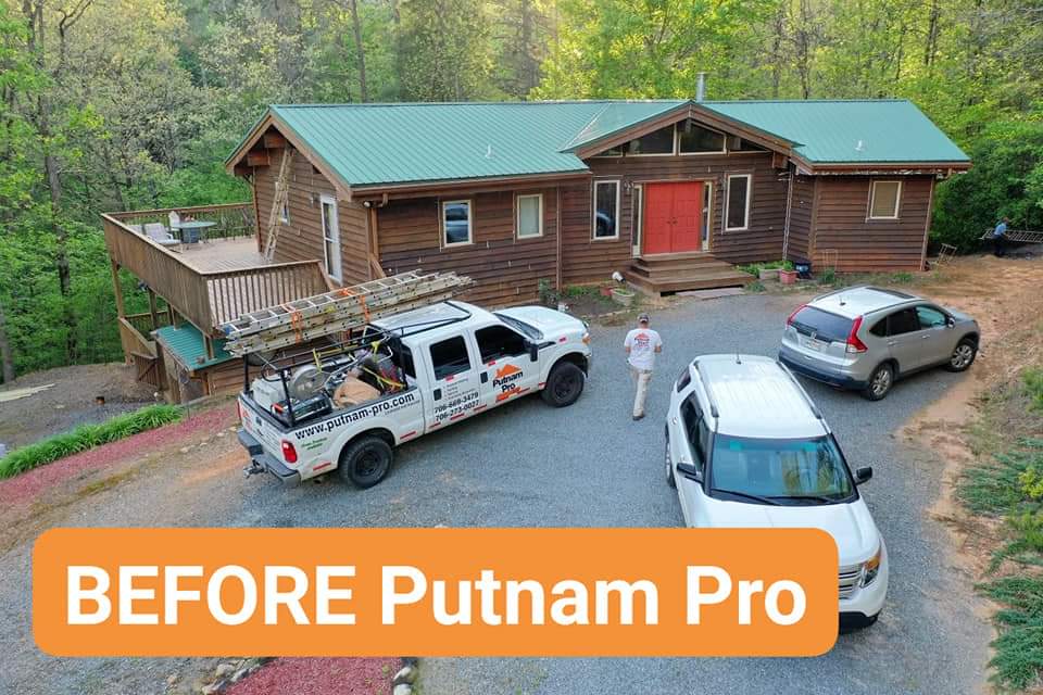 PutnamPro's tweet image. We're BLOWN AWAY by this BEFORE and AFTER 😎😎 The results of this #paintjob are stupendous👍👍 Utterly impressive to say the least! 
☎️ Reserve your date today! (706) 669-3479 #putnampro
#oilbasedstain #homepainting #homestaining #housepainting #painting #staining
