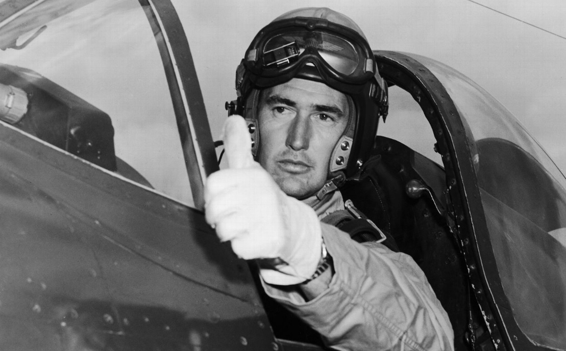CraigOhlau's tweet photo. Eisenhower was a football player, leading surges of one
army against another, but Ted Williams (after batting
.406) flew a fighter plane, long waits and one moment to
strike. Baseball was America’s game. https://t.co/ZQtx8CTRCy