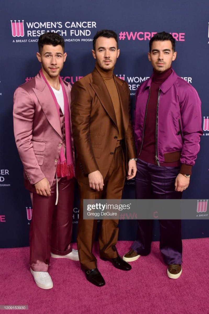 DailyNickJonas's tweet photo. . nothing new.  nothing changed. same old shit. https://t.co/IDJOOFXyx4