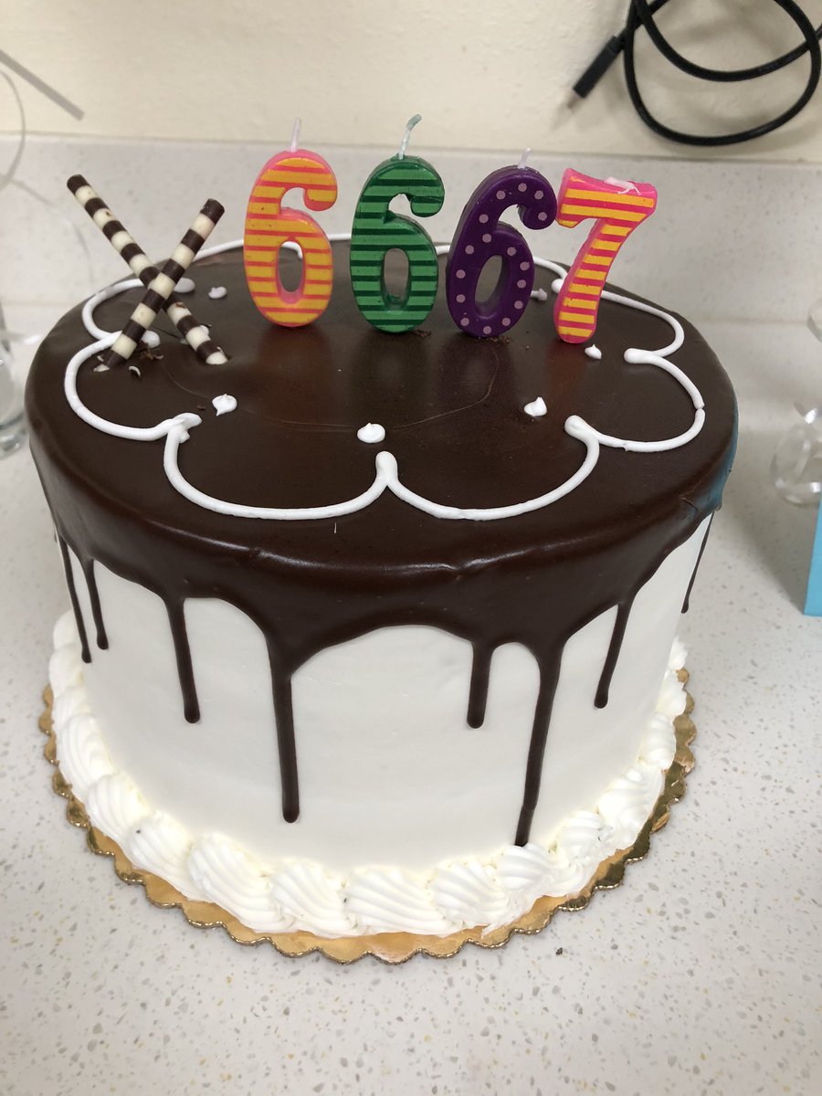 windsorHD6667's tweet photo. It’s the DS’s turn to recognize our Awesome ASM Team during ASM Appreciation Week! Thank you Christine, Reina, Rodney, Mistie and Kevin for all you do!!  @steenstenger @ReinyHernandez @greenman5858 @mistiesilveira @GodbeerN @JakeCrailTHD #PacNorthProud https://t.co/Jy2sUwGADY