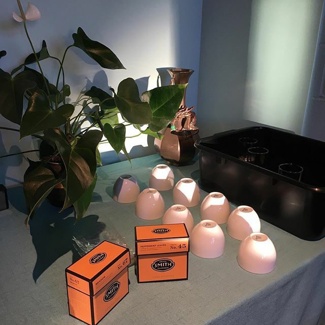 Golden afternoon sunlight on the lobby tea station today. 
Have a cup before or after your float/massage/SomaWave session. 
#spring #tea #floatnorth <a href="/smithteamaker/">Steven Smith</a> #float #massage #somawave #selfcare #nervoussystemreset ift.tt/387ml5Q