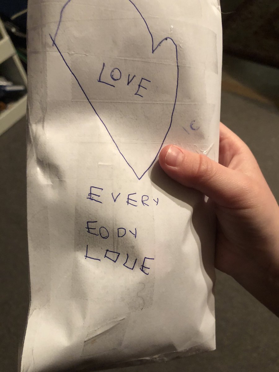 GloverLindaJ's tweet photo. If 4 year olds ruled the world  we’d “Love everybody, love.” #kidmagic https://t.co/jcKYeip1LI