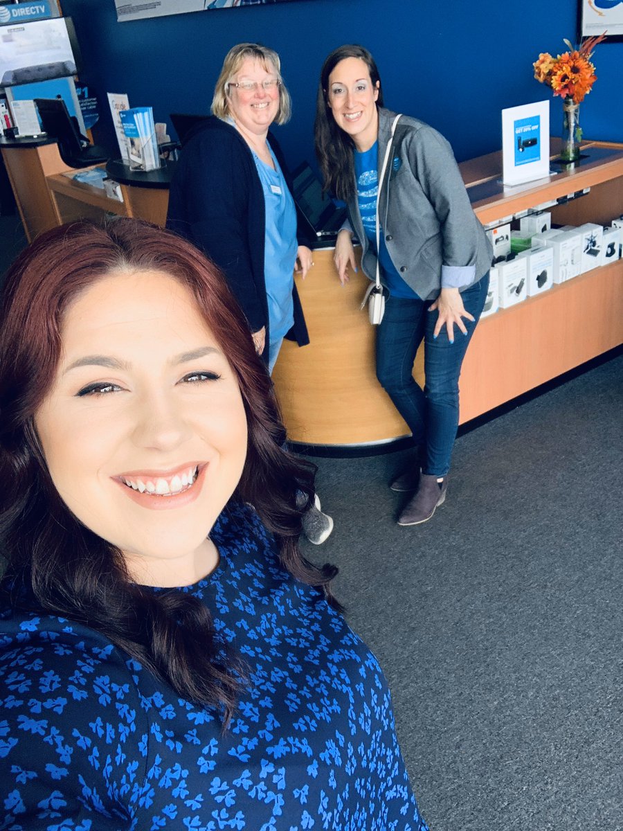 Travelled back in time to see my Russell Springs crew today! #HUSTLESPRINGS #SEKY #MIDWEST #PRIMECOMMS 2 days left in February and these ladies are ready to TACKLE it an refinish strong! Had some help from our ATTR Partner too! Big things coming !