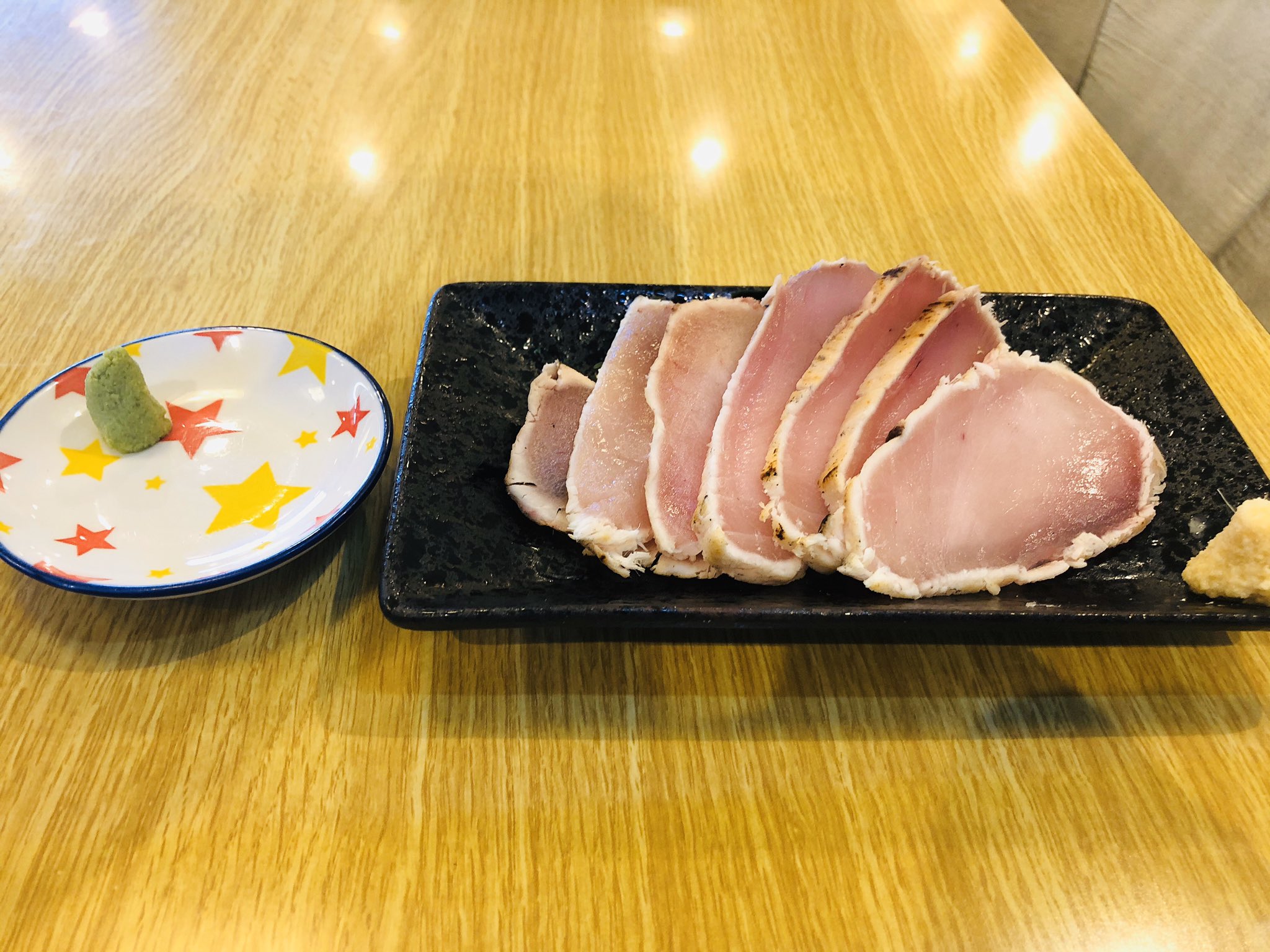 カプセルホテル サウナセンター Auf Twitter 本日より ビンチョウマグロのたたき 500 はじめました 仕込みの関係で数量限定になっています よろしくお願いします サウナセンター T Co Xvbiqb1bje Twitter