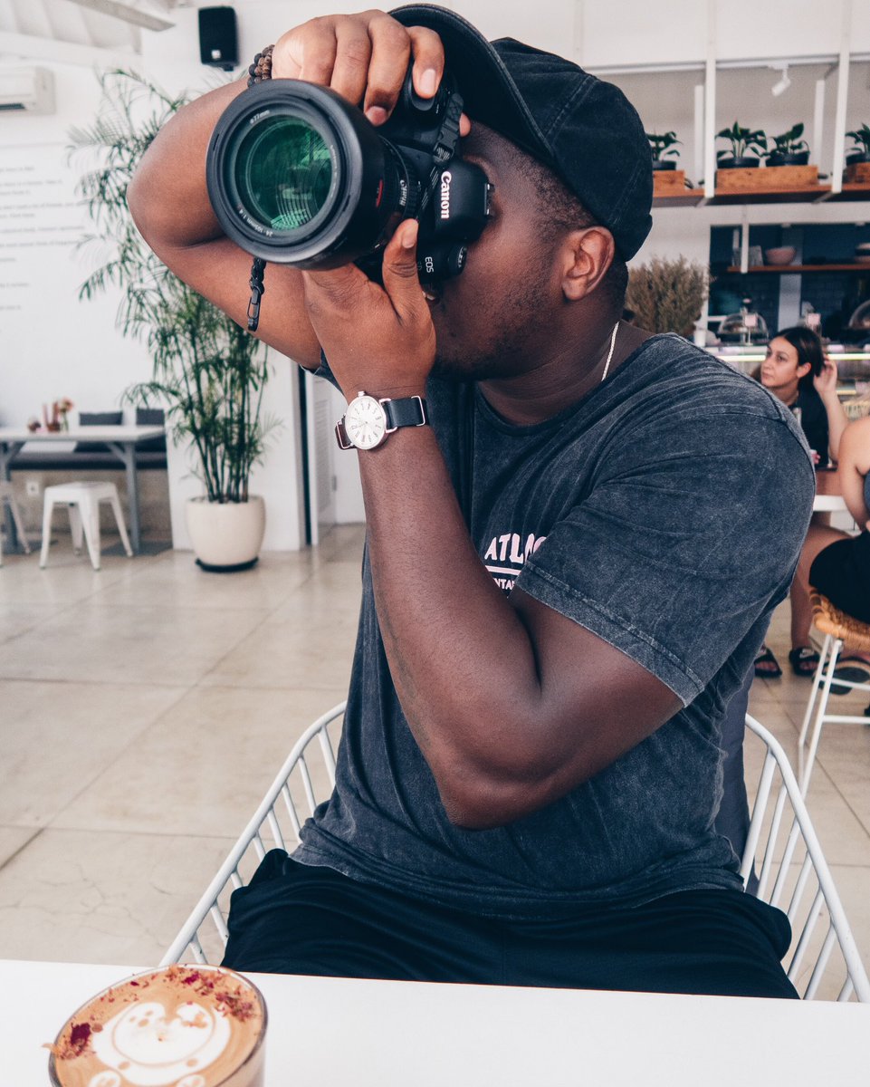 ashmartins's tweet photo. The biggest adventure you can take is to live the life of your dreams. @Oprah
Day 59 @gymshark #gymshark66.
Wearing: @CamdenWatchCo, @pandcoclothing & Atilla and Co
#livefree #happy #dreamer #creator #photographer #coach #blogger #lifestyleblogger #camdenwatchco #pandco https://t.co/DUI6LDhgo9
