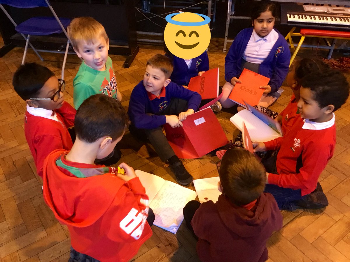 HTPS_Year3's tweet photo. @HTPS_Year2 @3Htps #HTPSCCBRONZE #ACL #HTPSRRS #HTPSEIC #HTPSLLC Year 2 &amp; Year 3 are sharing our Welsh cultural stories and poems. https://t.co/H0azS2uY2m