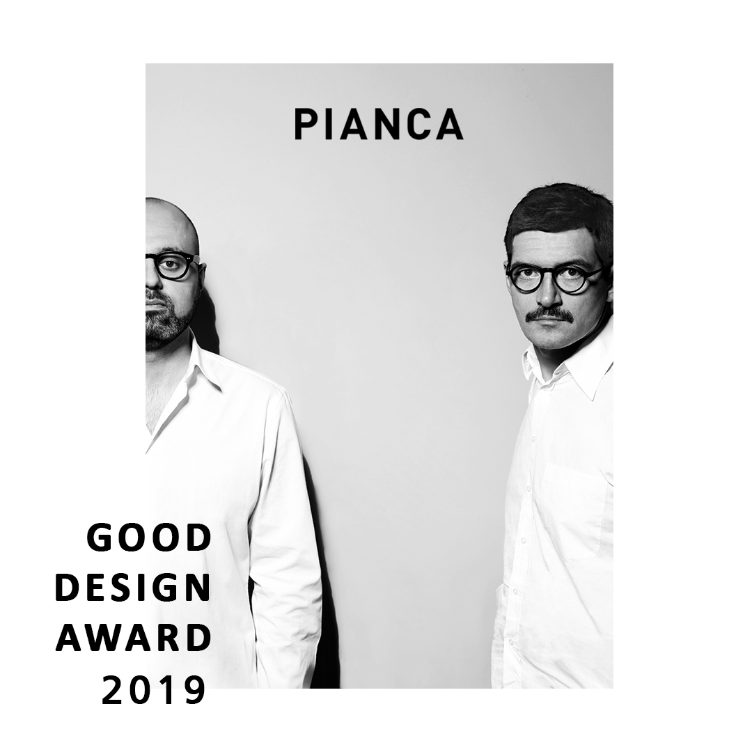 piancadesign's tweet photo. Eccentrica e variegata, la serie di tavolini BAIO, disegnata da Calvi Brambilla, ha già conquistato un prestigioso riconoscimento internazionale, aggiudicandosi un @GoodDesignAward nella sezione furniture.

#piancadesign #calvibrambilla #gooddesignaward

https://t.co/inzAr75imv https://t.co/4ZzL7HD43g
