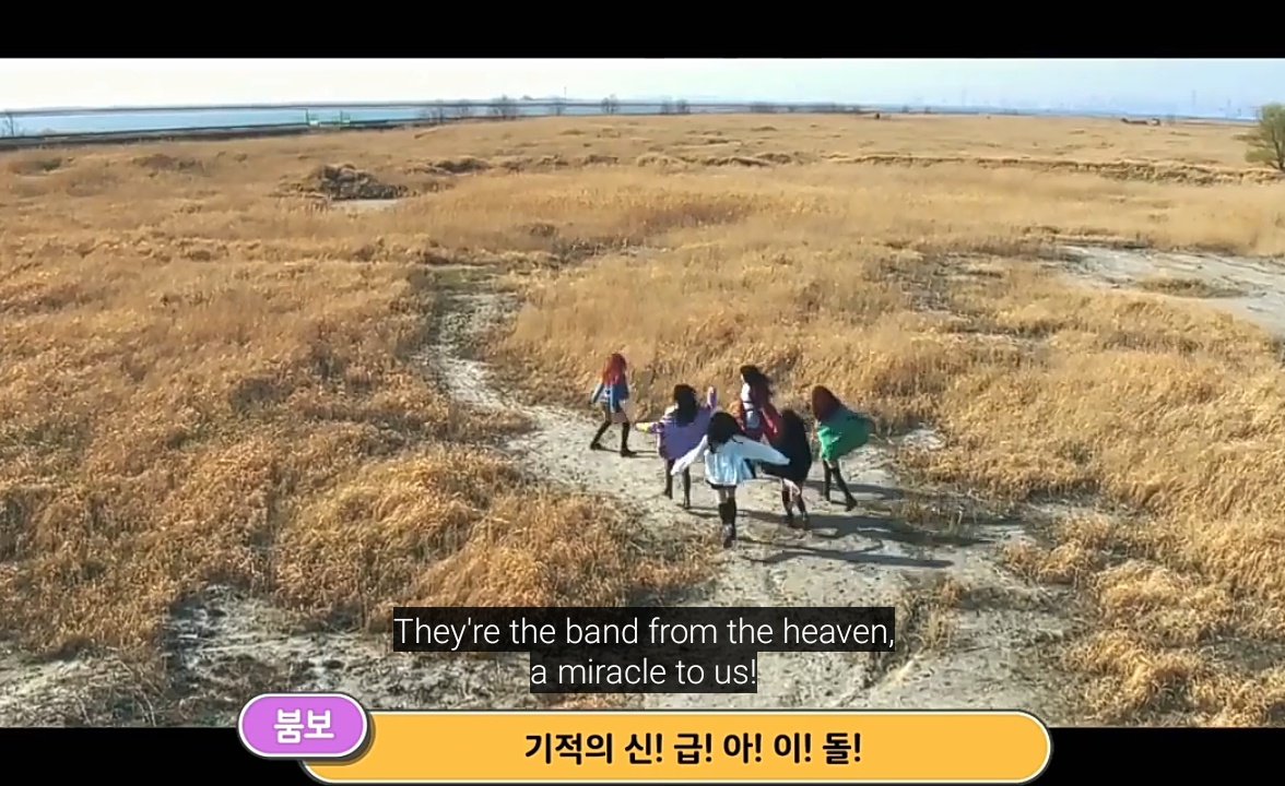 yujugcfs's tweet photo. stan twt: gfriend fl*p, irrelevant, no versatility, same concept, same song
south korea: https://t.co/P1TS1fgq5O