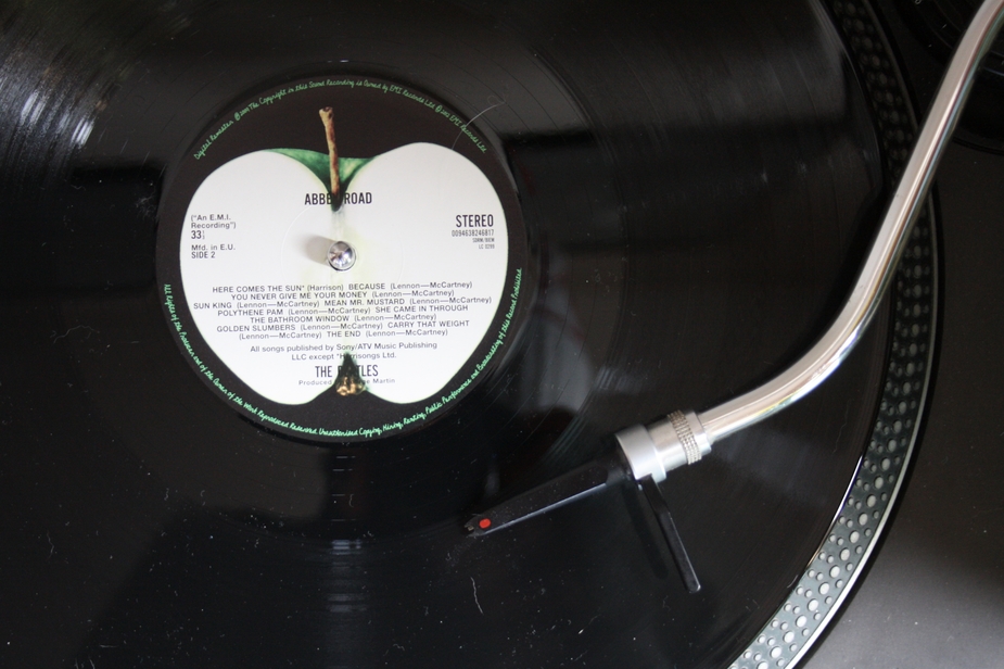 "As I listen to a spine-tingling playback of Imagine through a console as wide as my house, it’s clear that forward-thinking and an openness to risk-taking is what built <a href="/AbbeyRoad/">Abbey Road</a>'s reputation". Ewan Jamieson looks behind the scenes at #AbbeyRoadStudios - ow.ly/WV8450yyjsu