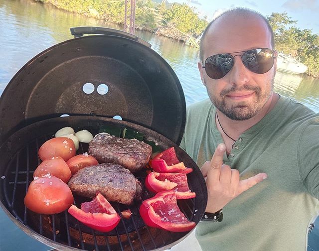 GermanSergiy's tweet photo. BBQ day, local supermarket s are amazing (Especially at Dutch side) 
Half kilo of certified Angus is 5 usd. 
Medium rare, done :) https://t.co/d29r3aYs8V https://t.co/4cuHfq2vkg