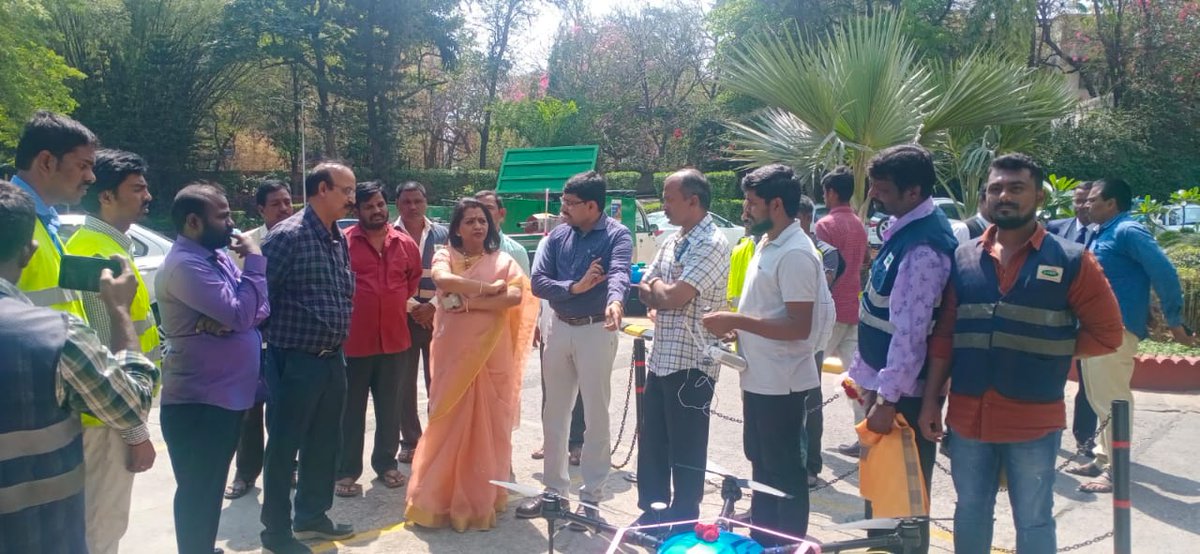 DC_JubileeHills's tweet photo. Swachh Namaskaram
#DroneProgramme inauguration by Hon'ble MLA #DhanamNagender sir along with Corporator,ward members,CE,SE,EFA etc...@TajVankaraHotelLake
@ZC_Khairatabad
@GHMCOnline @acitghmc @CommissionrGHMC https://t.co/yEixGv0h5j