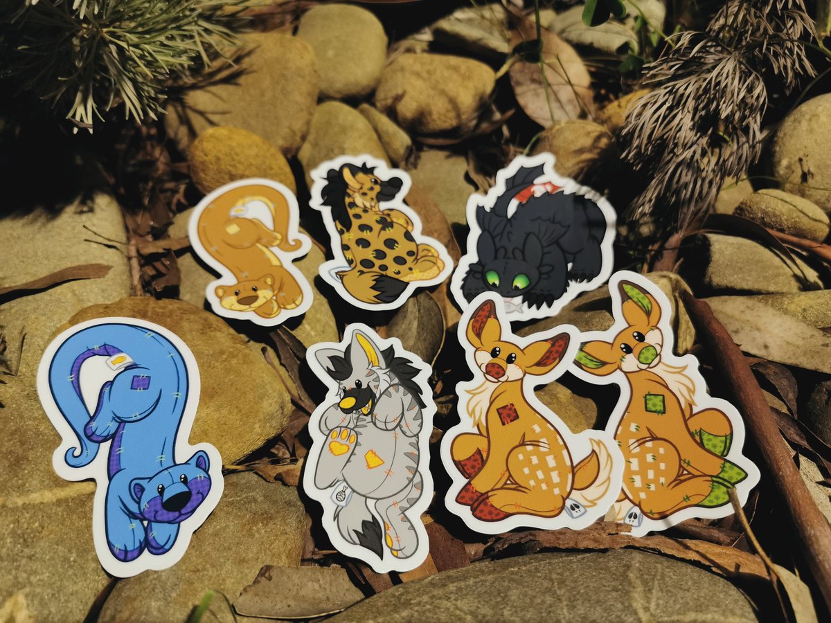 Arinaca11's tweet photo. 🌱Sticker Giveaway🌱

To celebrate the opening of my Etsy store I'm giving away a set of stickers!

🌿Retweet + Follow to enter!
🌿Worldwide Postage
 🌿Ends 10th March

I'm also doing a 10% off sale of everything in store using the code GRANDOPENING2020
https://t.co/2ucqJNJh90 https://t.co/dctlbPooRt