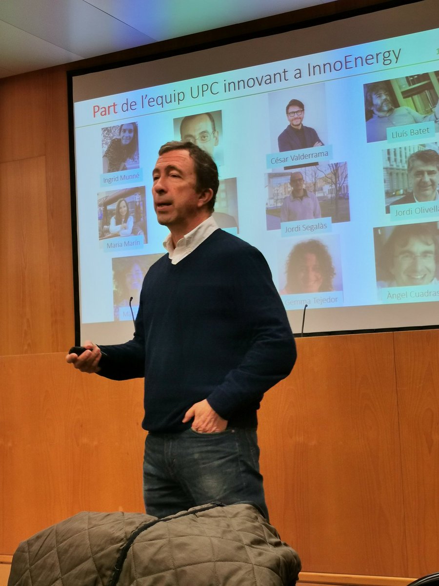 monfertar's tweet photo. En Josep Bordonau ehs ha explicat Les innovacions pedagògiques de l’equip #UPC a #InnoEnergy #29eforumdelsconeixements https://t.co/Z3ifD4aLE7