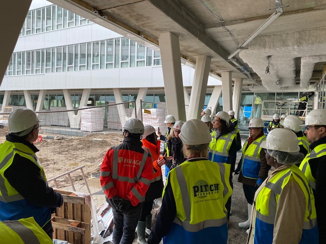 ConvergenceImmo's tweet photo. Merci à Bati'Life pour la présentation et visite du chantier de #Convergence ce matin, emblématique du renouveau du quartier de la gare à Rueil-Malmaison. 
En présence de #Danone #pitchpromotion #ORYarchitecture #StudioNuel #eiffageconstruction #BatiLife #RueilMalmaison https://t.co/iDXUAugiV1