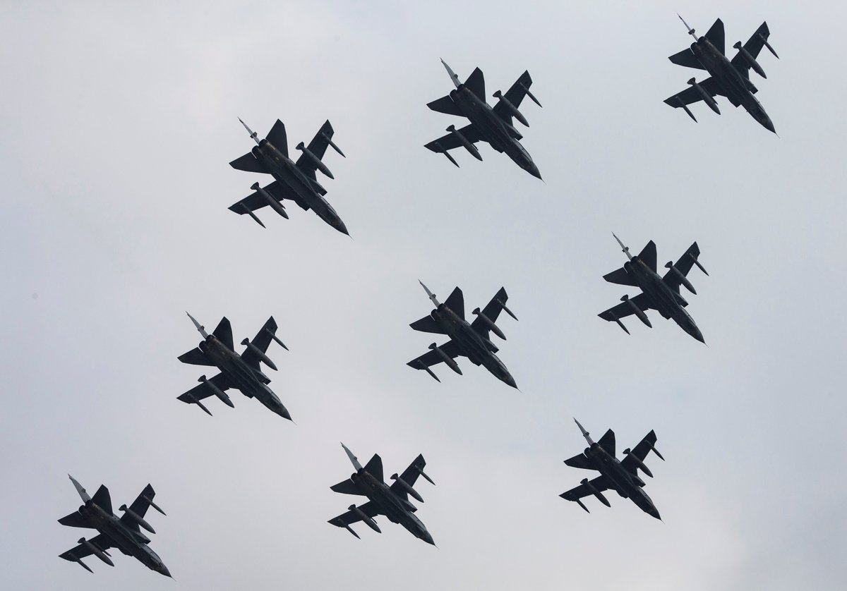 RAF_Marham's tweet photo. A year ago today all eyes were to the skies at RAFC Cranwell and at RAF Marham for the final 9-ship of Tornado GR4 #FarewellTornado #ThanksTonka https://t.co/iD0eCeoQ2O