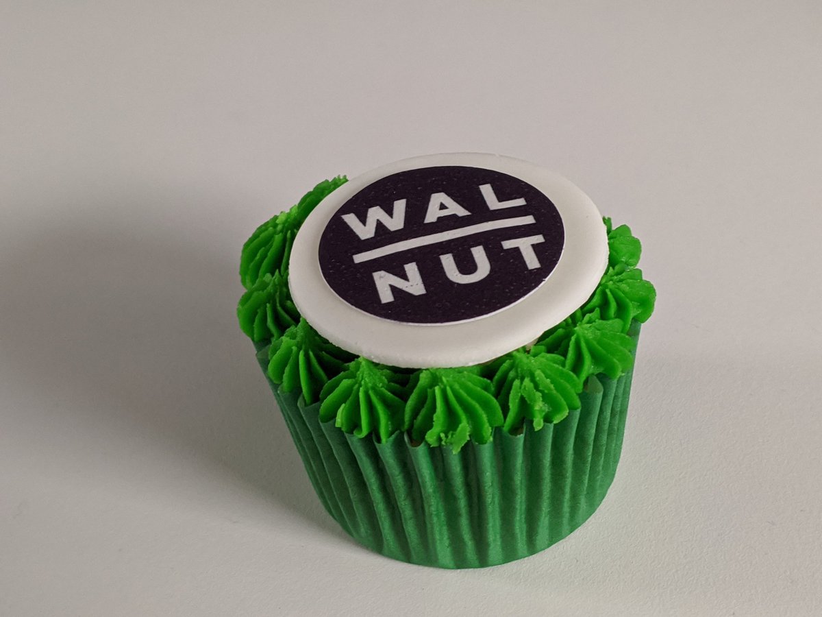 AmyJaneNichols's tweet photo. Celebrating with a customised cupcake #bestcompaniesday https://t.co/LPxFaQttJH