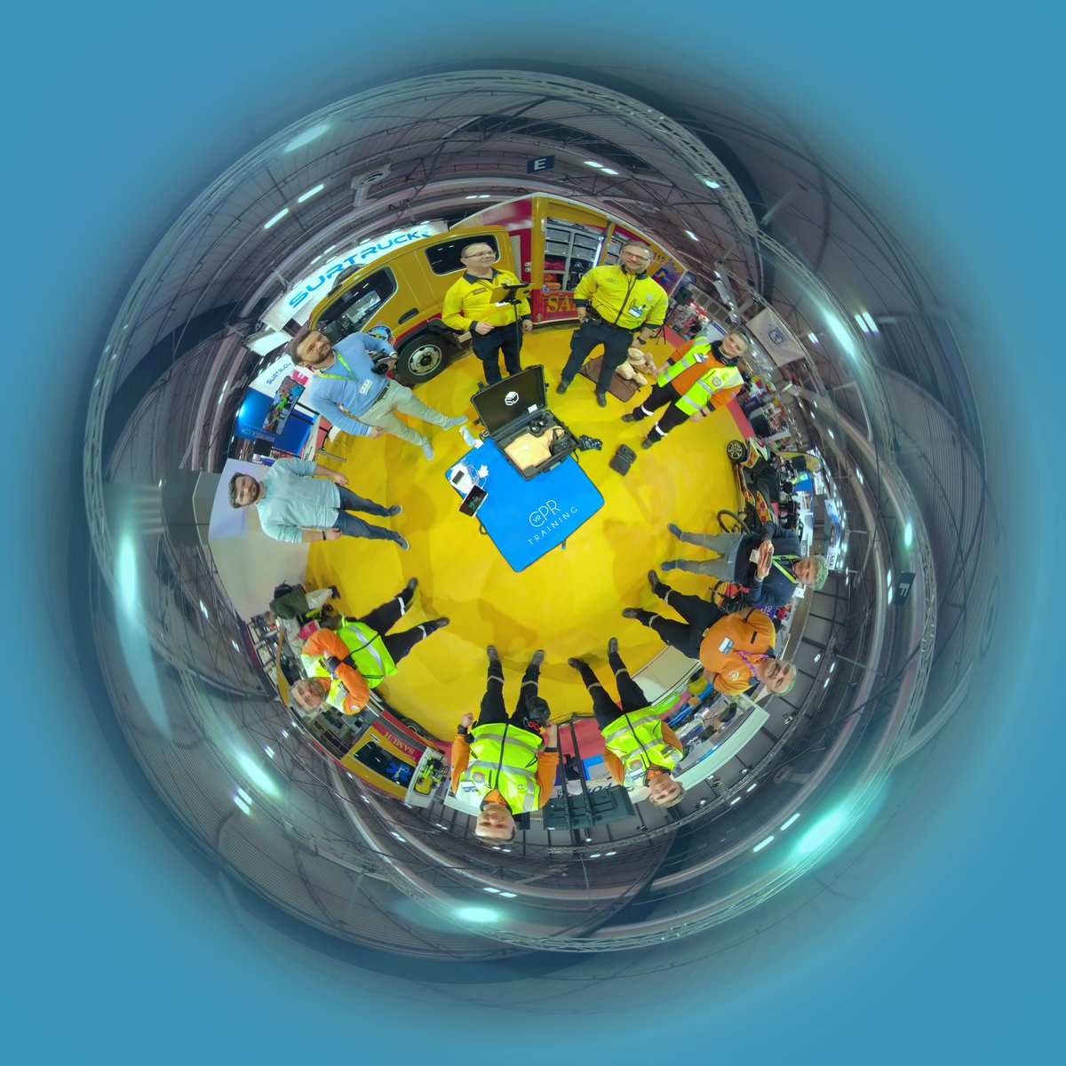 Última jornada en <a href="/SICUR_/">SICUR</a> #SICUR2020. Ven a probar nuestra solución para formación en #RCP mediante #RealidadVirtual.

Si no puedes acudir, contacta con nosotros desde nuestra web 6dlab.com.

#Innovación #Formación #HealthTech