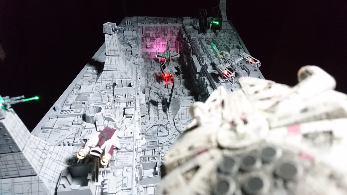 SaitoAtu's tweet photo. Vehiclemodelmillenniumfalcon
#STARWARS #BANDAISPIRITS_MODEL_KIT2020 https://t.co/CE4jPGu1hY