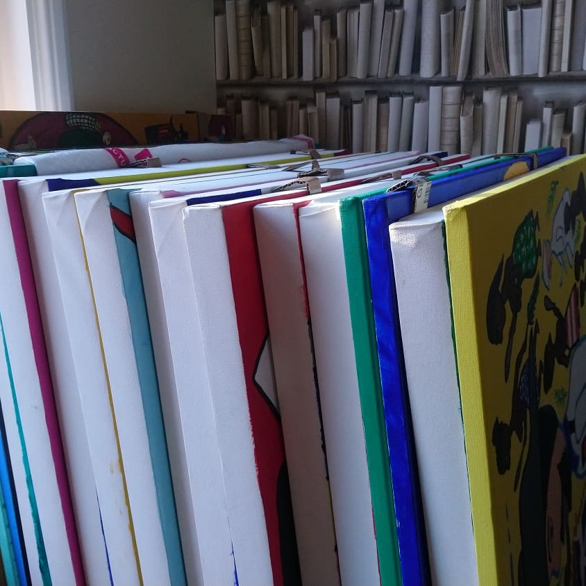 RussellChinwe's tweet photo. I will announce soon.
#Doncaster #YourDN1 #culture #arts #tourism #privateview #opening
@MayorRos @doncaster_uk @MyDoncaster
@dan_fell @CardwellScott @BusinessinDN @BBCBreaking @cnni
@castindoncaster
@DoncasterMuseum
@MaddoxGallery
@Tate
@britishmuseum
@VisitDoncaster
#daysout https://t.co/1xfnkOspVs